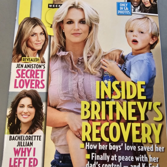 Britney Spears memorabilia package - Picture 7 of 17